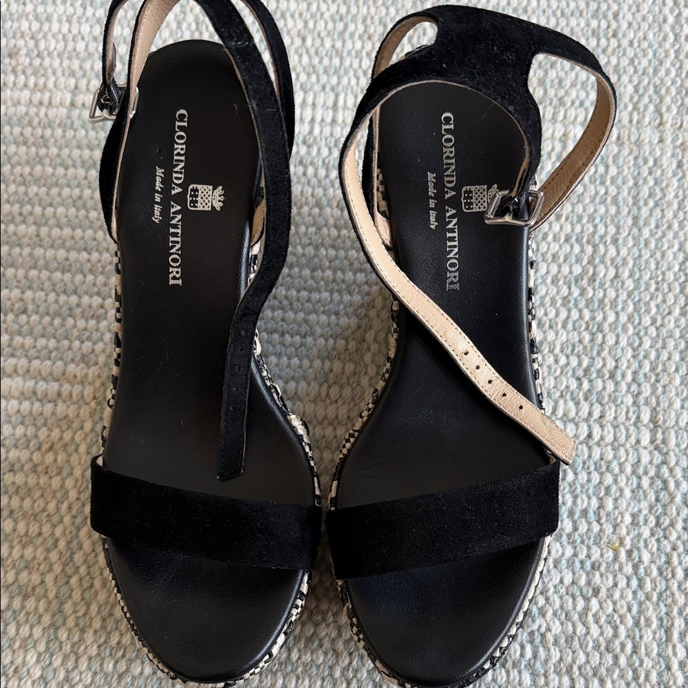 Black and Tan Women's Sandals